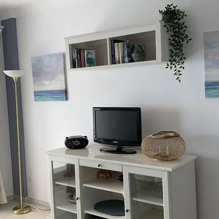 Lovely At The Apartman Nerja